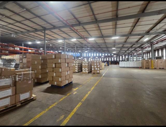 20,000M² WAREHOUSE FOR SALE IN PROSPECTON INDUSTRIAL